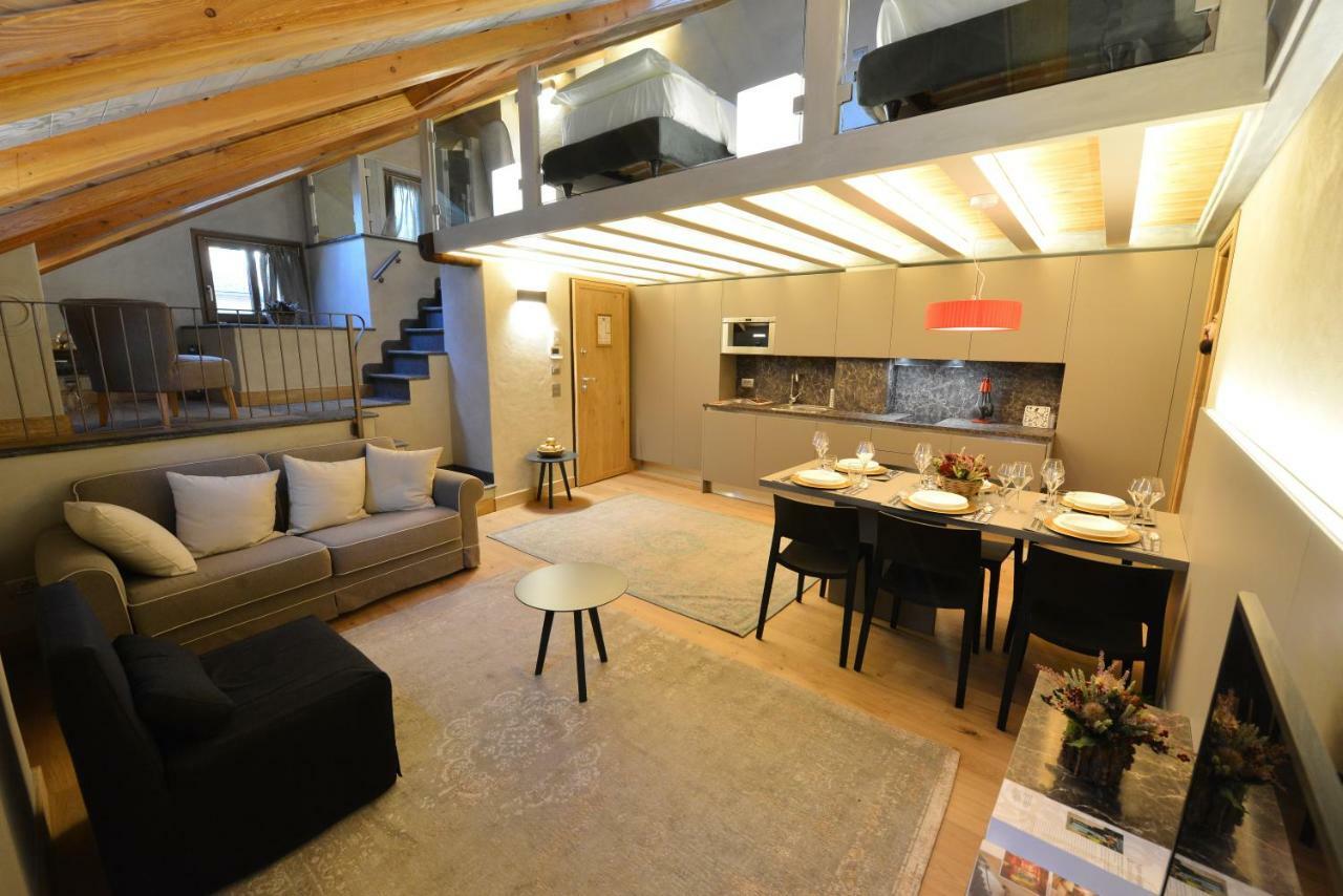 Le Reve Charmant Apartments - Via Sant'Orso,2 Aosta Exterior photo