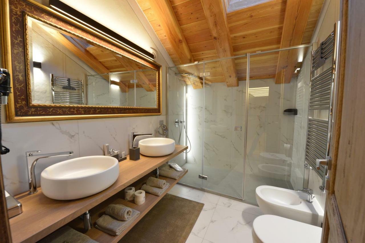 Le Reve Charmant Apartments - Via Sant'Orso,2 Aosta Exterior photo